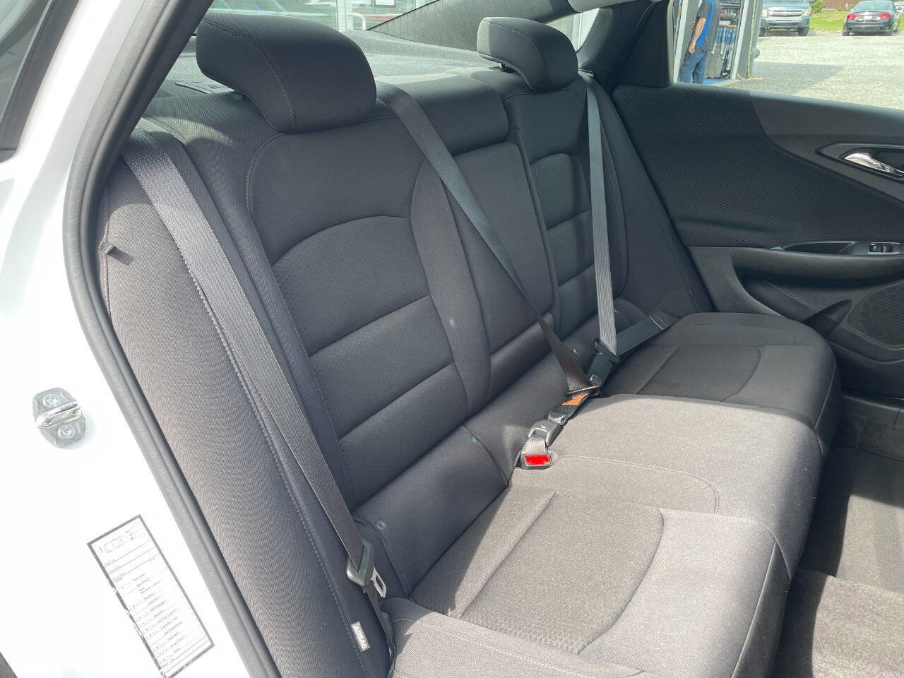 Used 2023 Chevrolet Malibu LT image 18