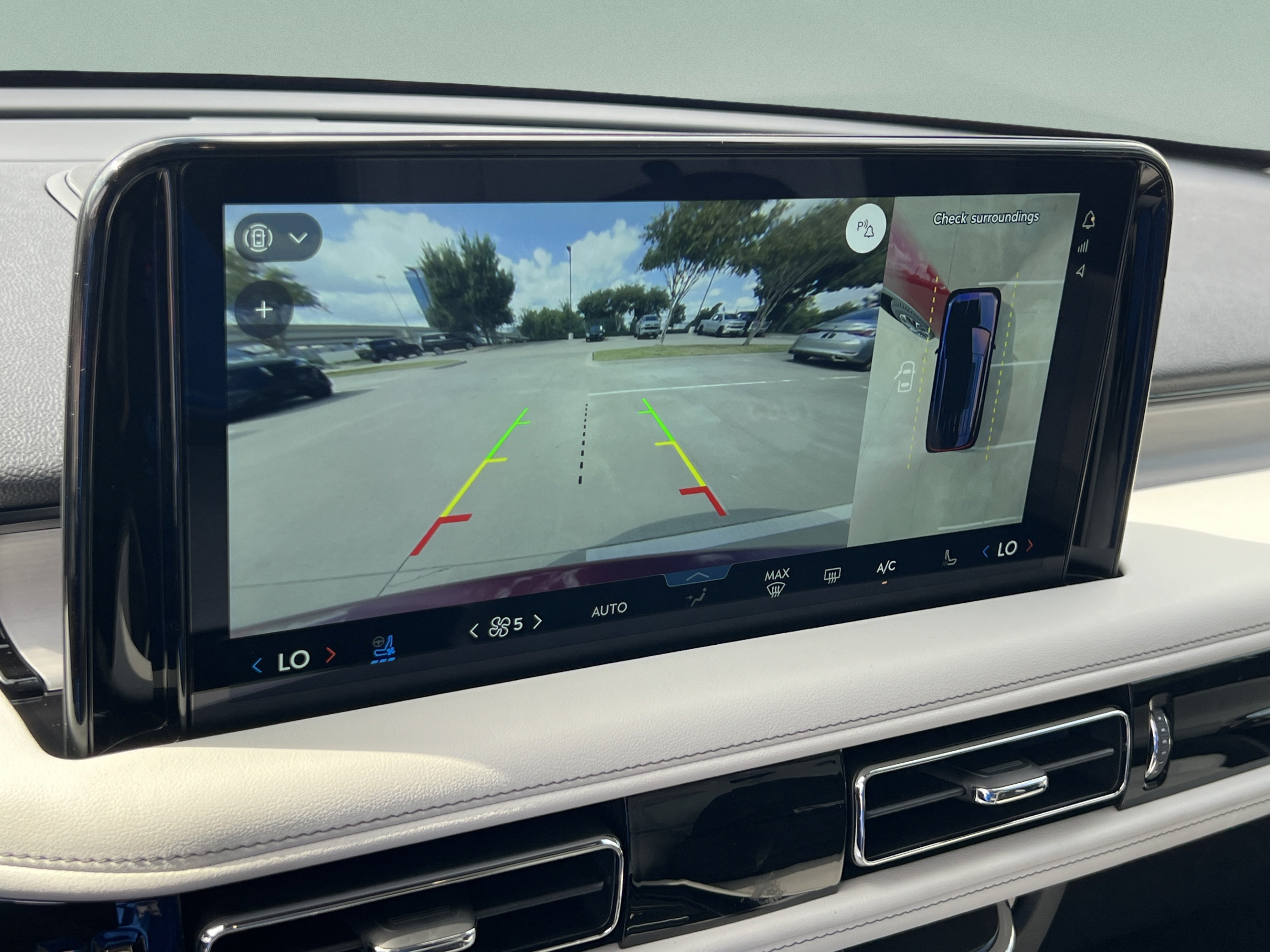 New 2027 Lincoln Aviator Reserve AWD/4WD image 14