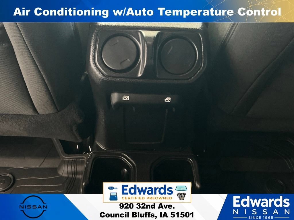 Used 2018 Jeep Wrangler Unlimited Sport S AWD/4WD image 17