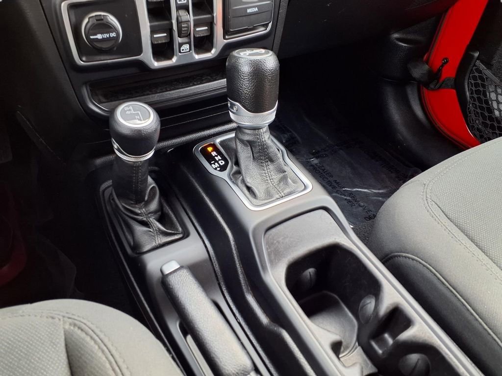 Used 2019 Jeep Wrangler Unlimited Sport S image 10