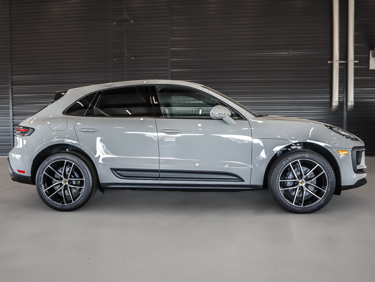 New 2026 Porsche Macan image 11