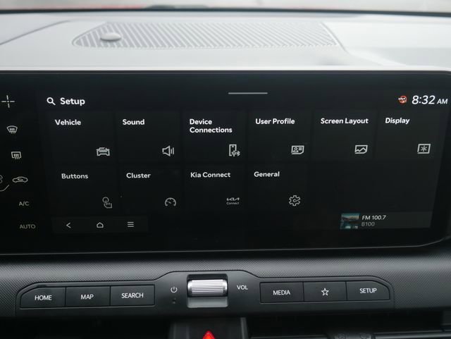 Used 2025 Kia K4 EX image 46