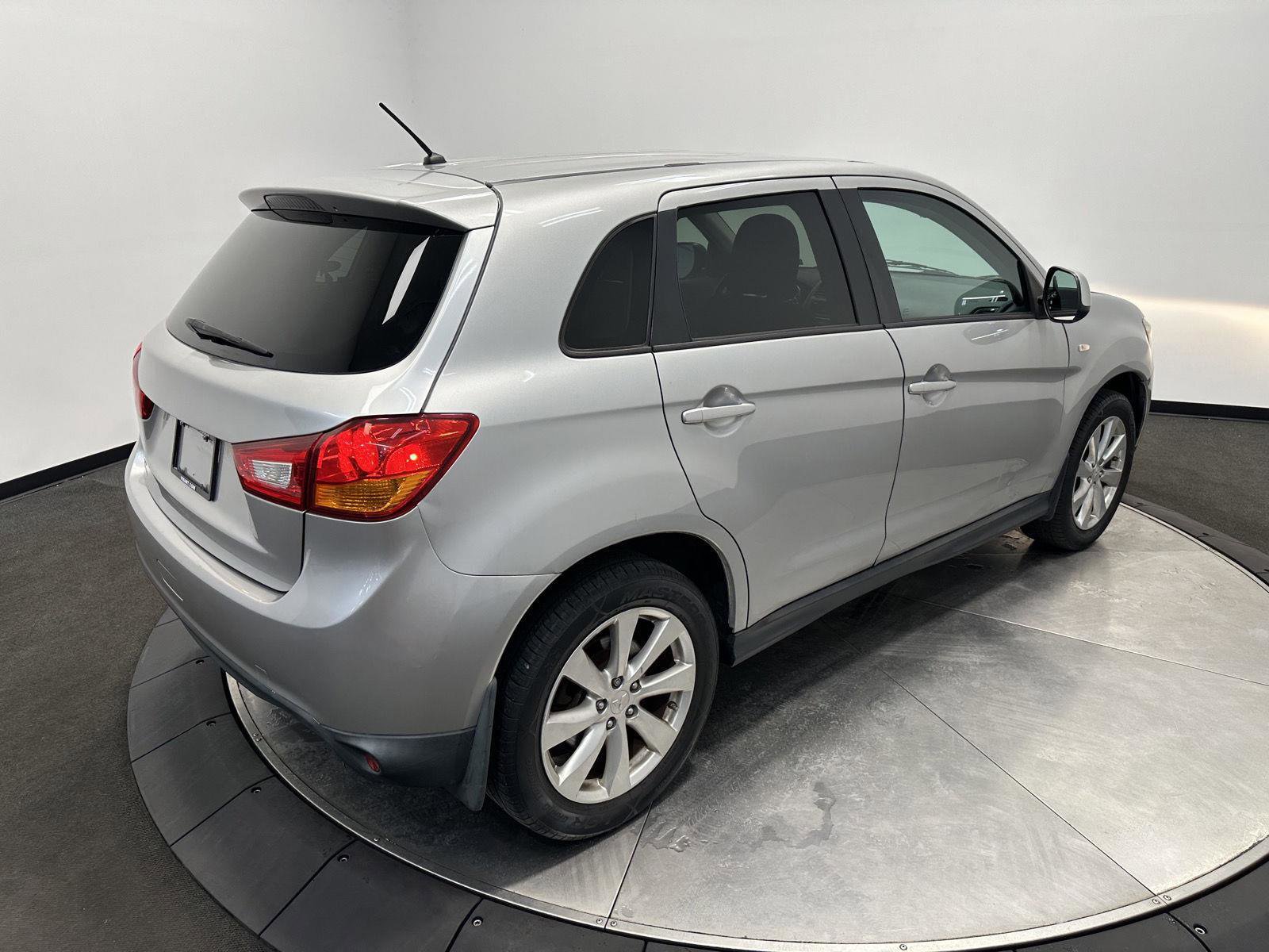 Used 2015 Mitsubishi Outlander Sport ES image 7