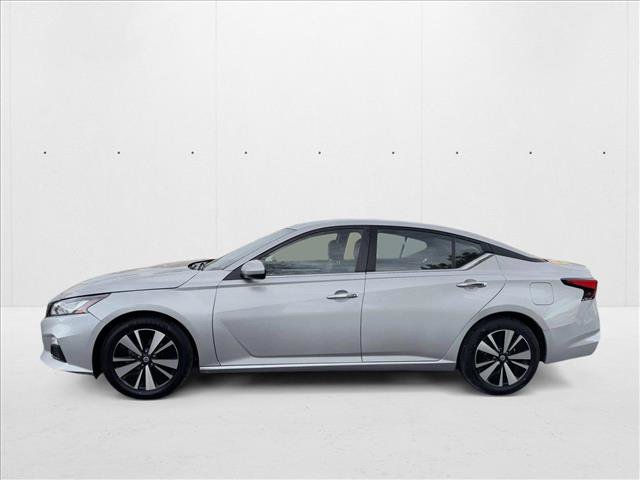 Used 2022 Nissan Altima 2.5 SV image 4