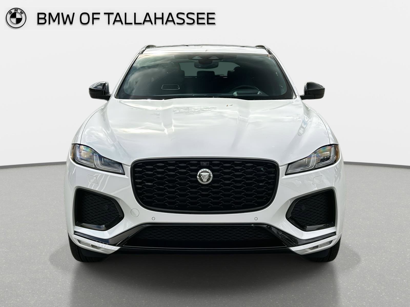 Used 2026 Jaguar F-PACE R-Dynamic S image 2