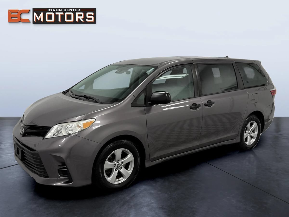 Used 2019 Toyota Sienna L FWD image 1