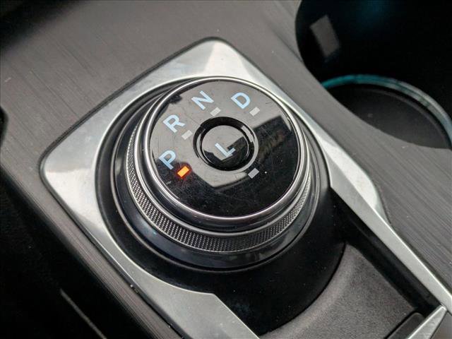 Used 2021 Ford Escape Titanium w/ Class II Trailer Tow Package image 12