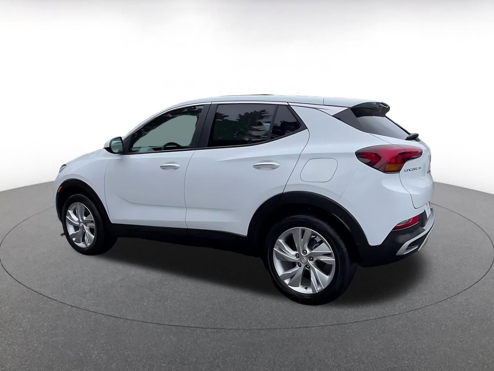 Used 2025 Buick Encore GX Preferred image 10