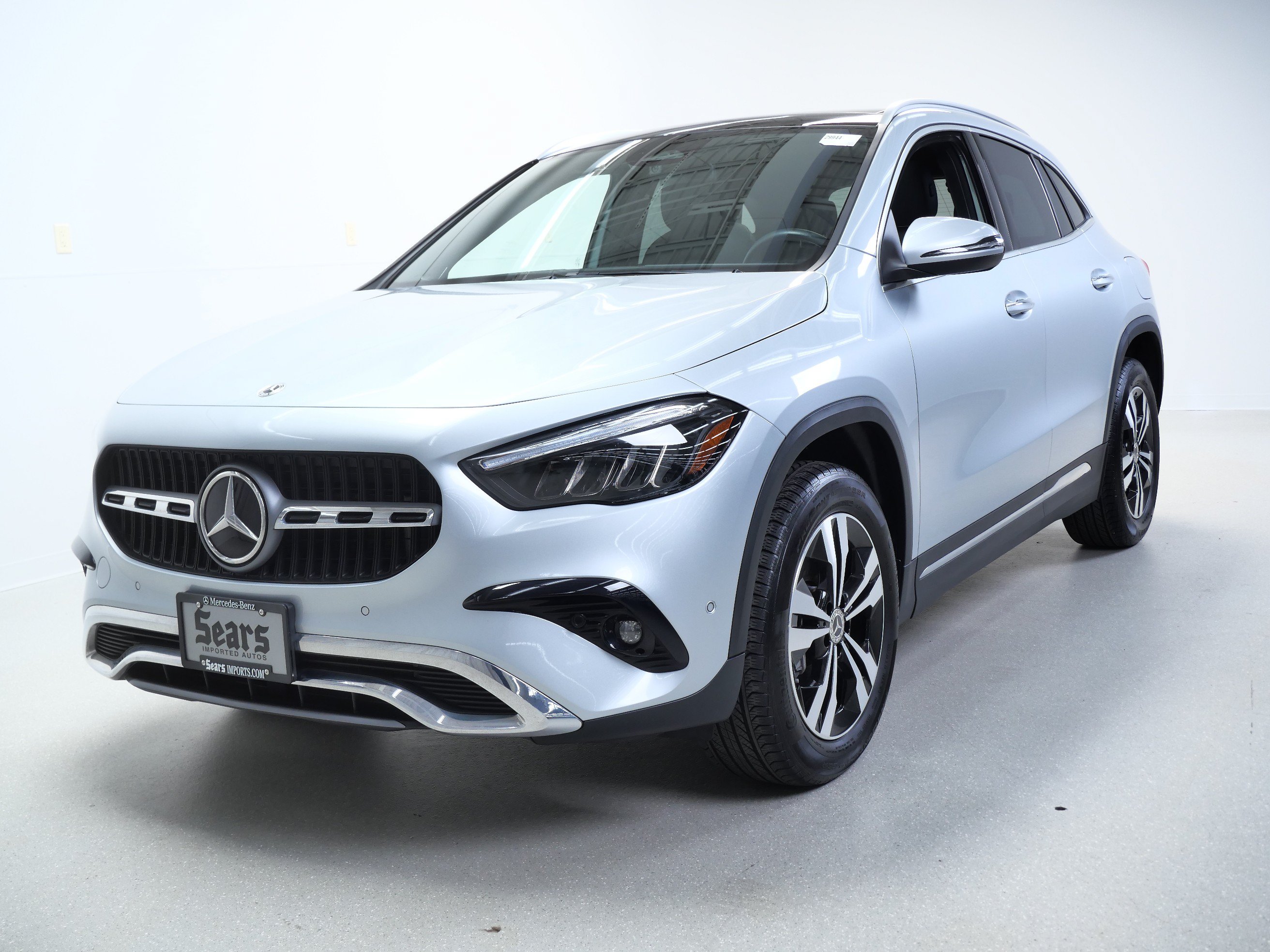 Certified 2025 Mercedes-Benz GLA 250 4MATIC image 12