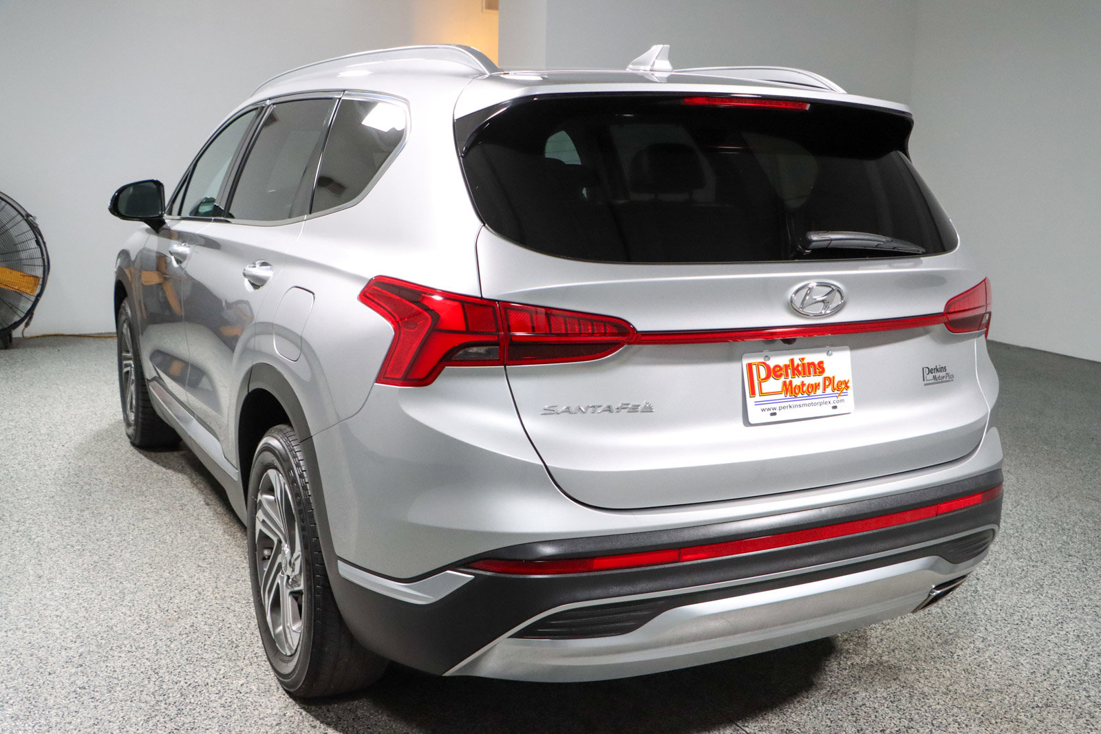 Used 2021 Hyundai Santa Fe SEL w/ Convenience + Premium Package image 9