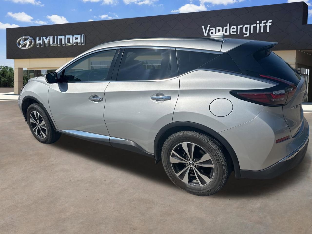 Used 2020 Nissan Murano SV image 3