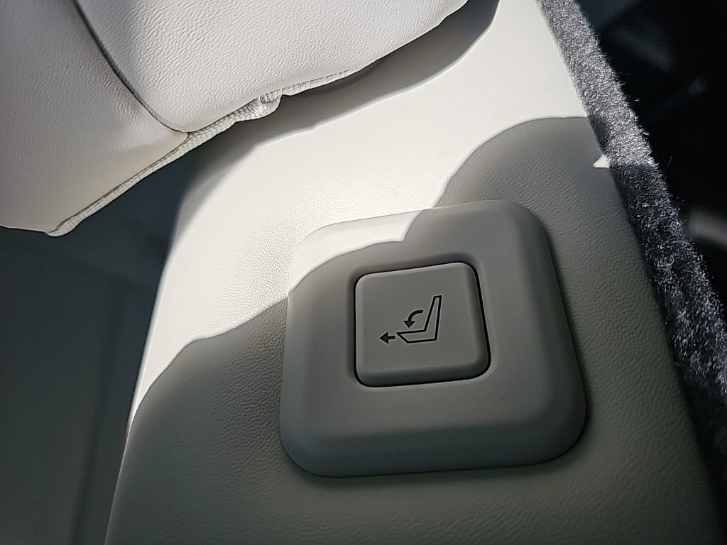 New 2026 Hyundai Santa Fe SEL image 30