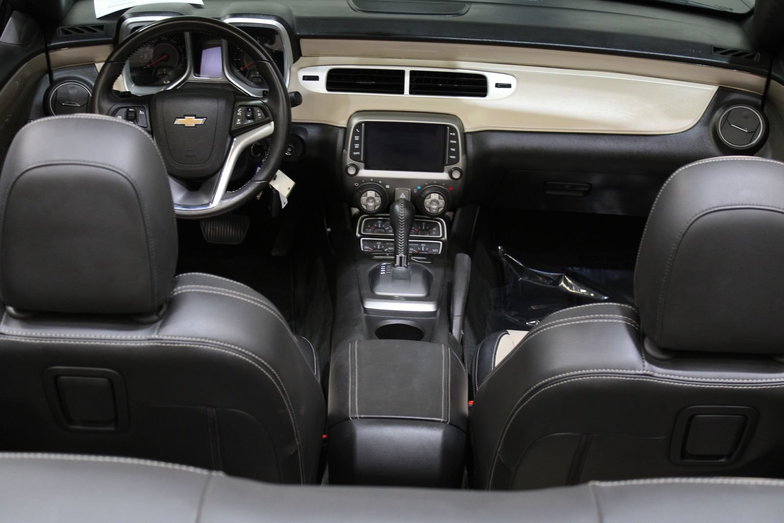 Used 2015 Chevrolet Camaro LT w/ RS Package RWD image 27