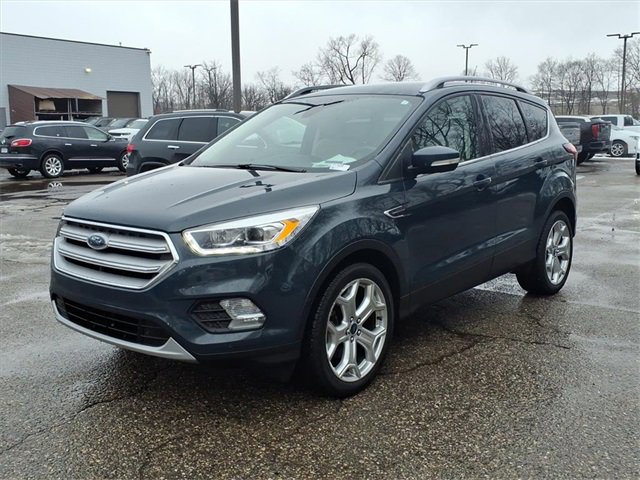 Used 2019 Ford Escape Titanium image 3