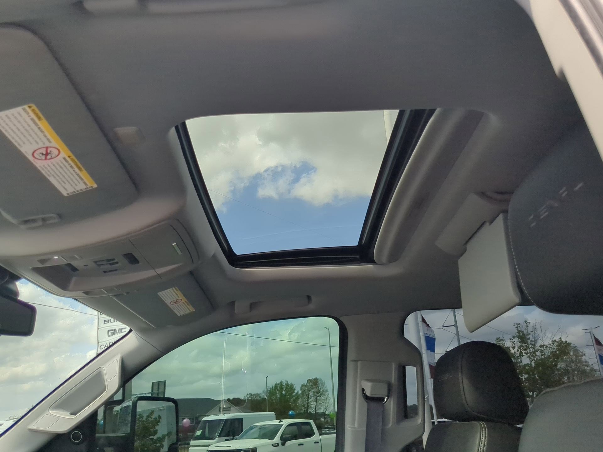 Used 2015 GMC Sierra 2500 Denali w/ Duramax Plus Package image 21