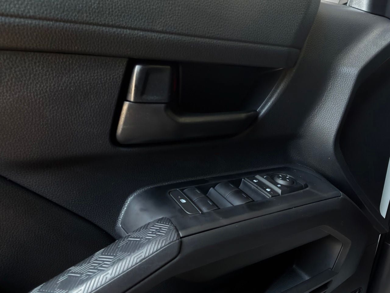 New 2026 Toyota Tacoma SR5 AWD/4WD image 17
