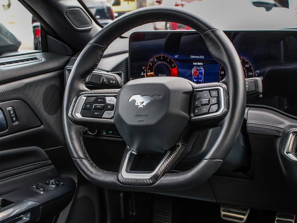 Used 2025 Ford Mustang Premium image 22