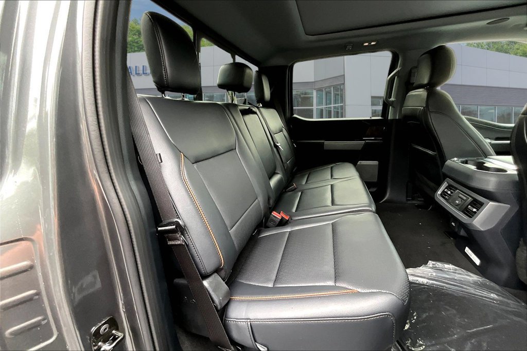 New 2026 Ford F250 Lariat w/ Tremor Off-Road Package AWD/4WD image 10