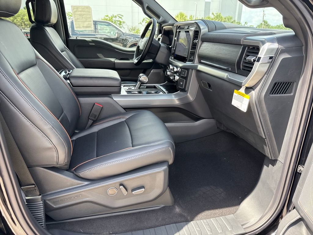 New 2025 Ford F150 Lariat w/ Equipment Group 502A High image 23