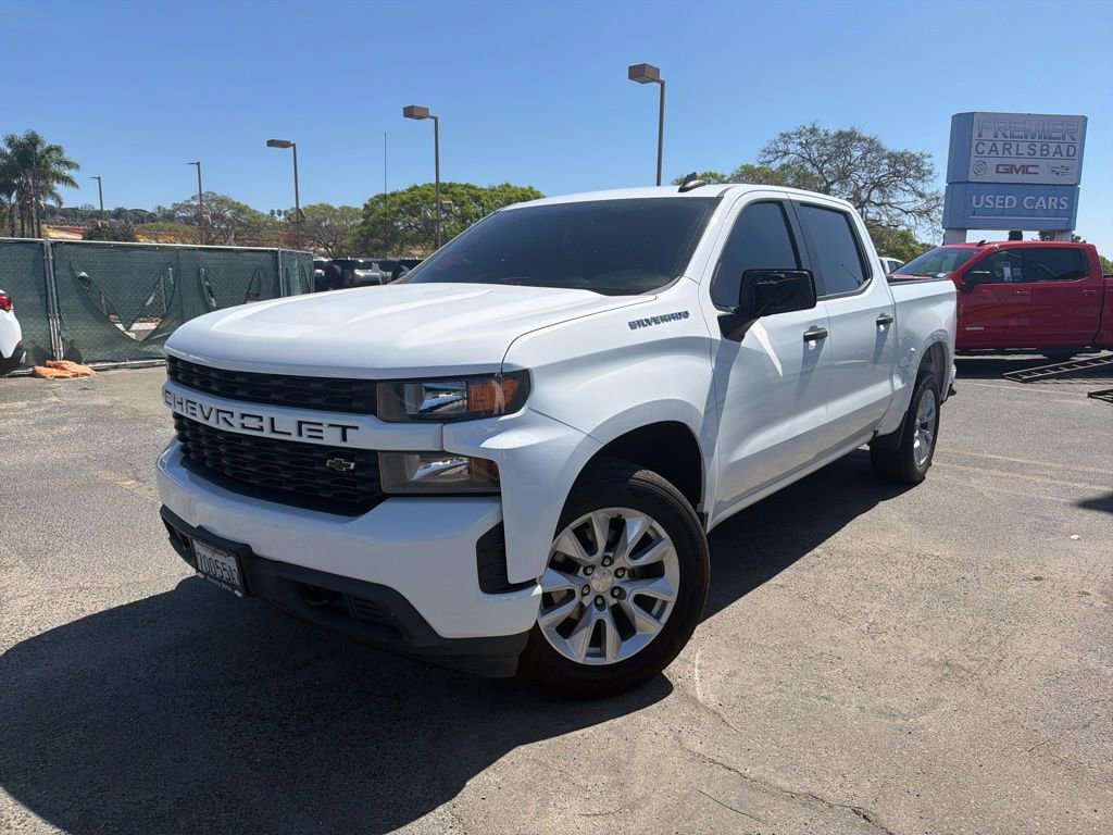 Used 2020 Chevrolet Silverado 1500 Custom w/ Custom Value Package image 1