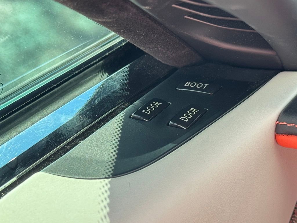 Used 2018 Rolls-Royce Dawn image 81