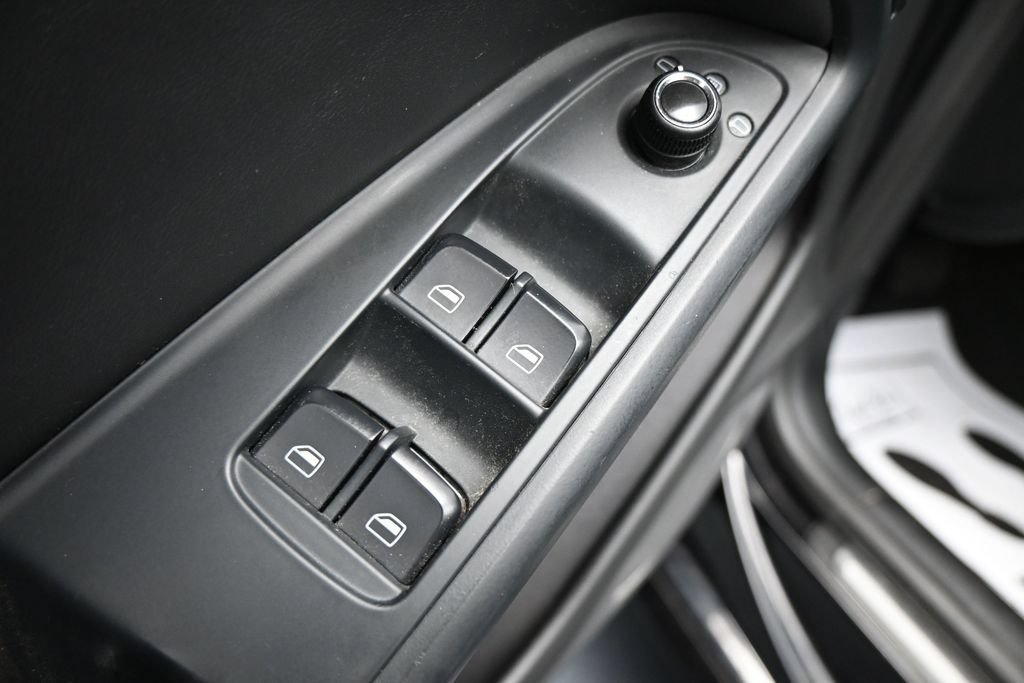 Used 2012 Audi S5 Prestige w/ Prestige Pkg AWD/4WD image 11