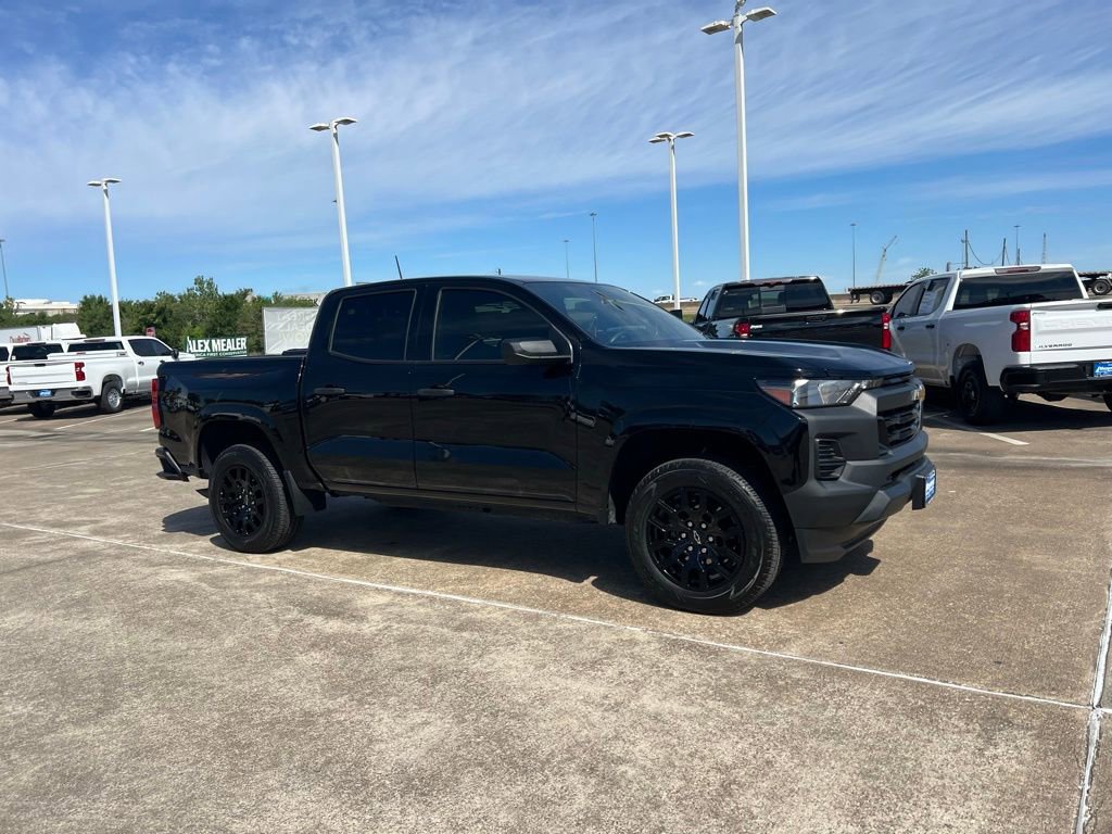 Used 2025 Chevrolet Colorado W/T w/ WT Custom Package image 7