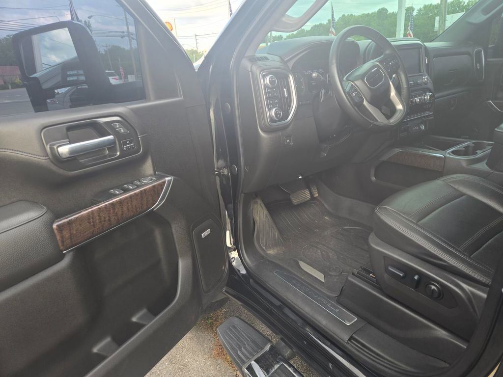 Used 2023 GMC Sierra 2500 Denali w/ Denali Ultimate Package AWD/4WD image 6