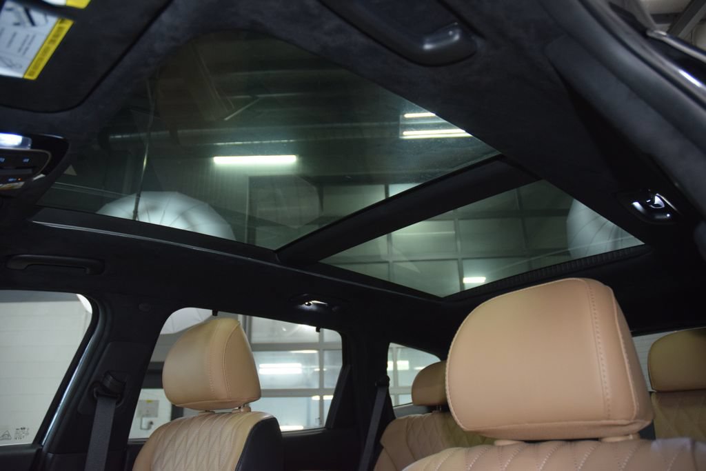 Used 2023 Hyundai Santa Fe Calligraphy AWD/4WD image 46