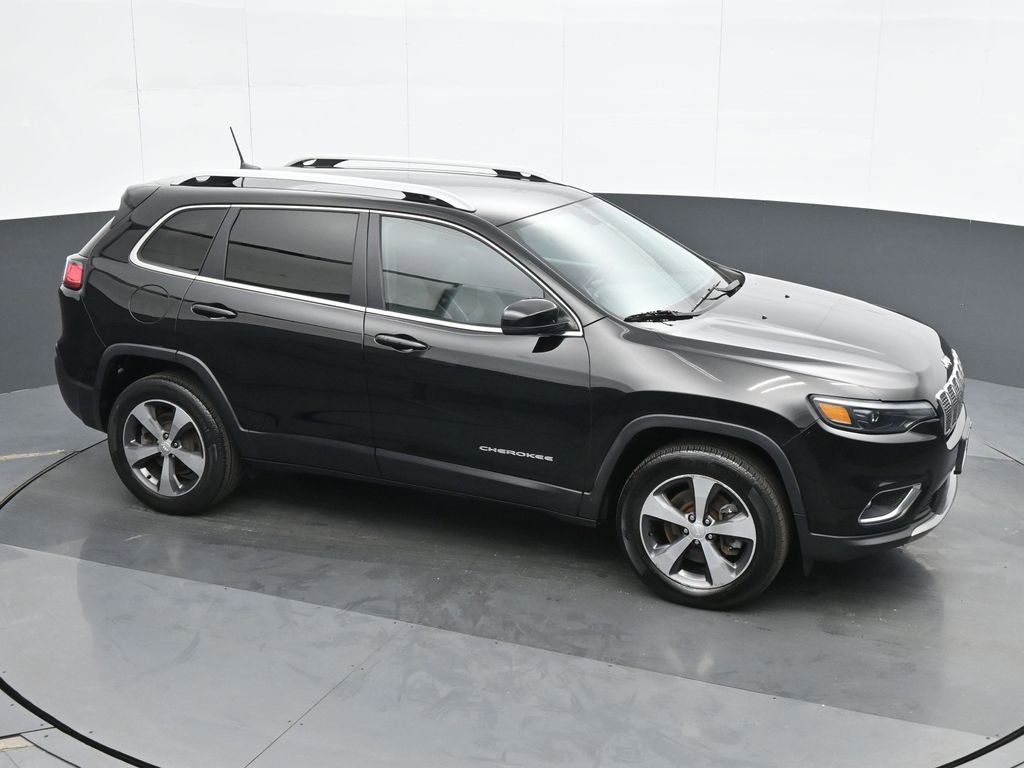 Used 2020 Jeep Cherokee Limited image 23