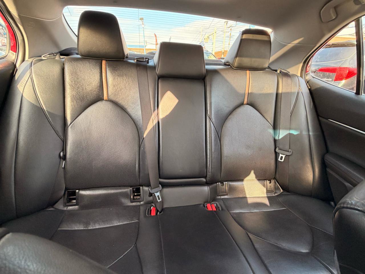 Used 2020 Toyota Camry XLE AWD/4WD image 17