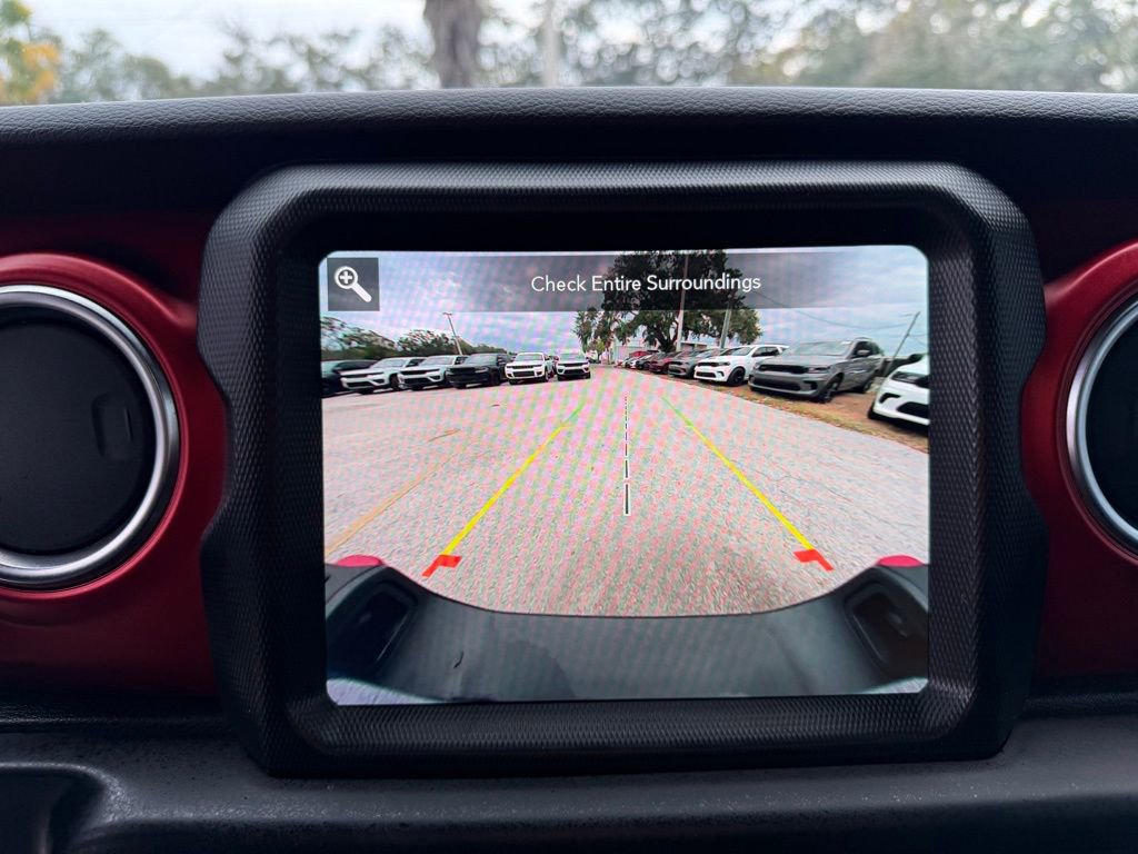 Certified 2023 Jeep Gladiator Rubicon w/ Trailer Tow Package image 20