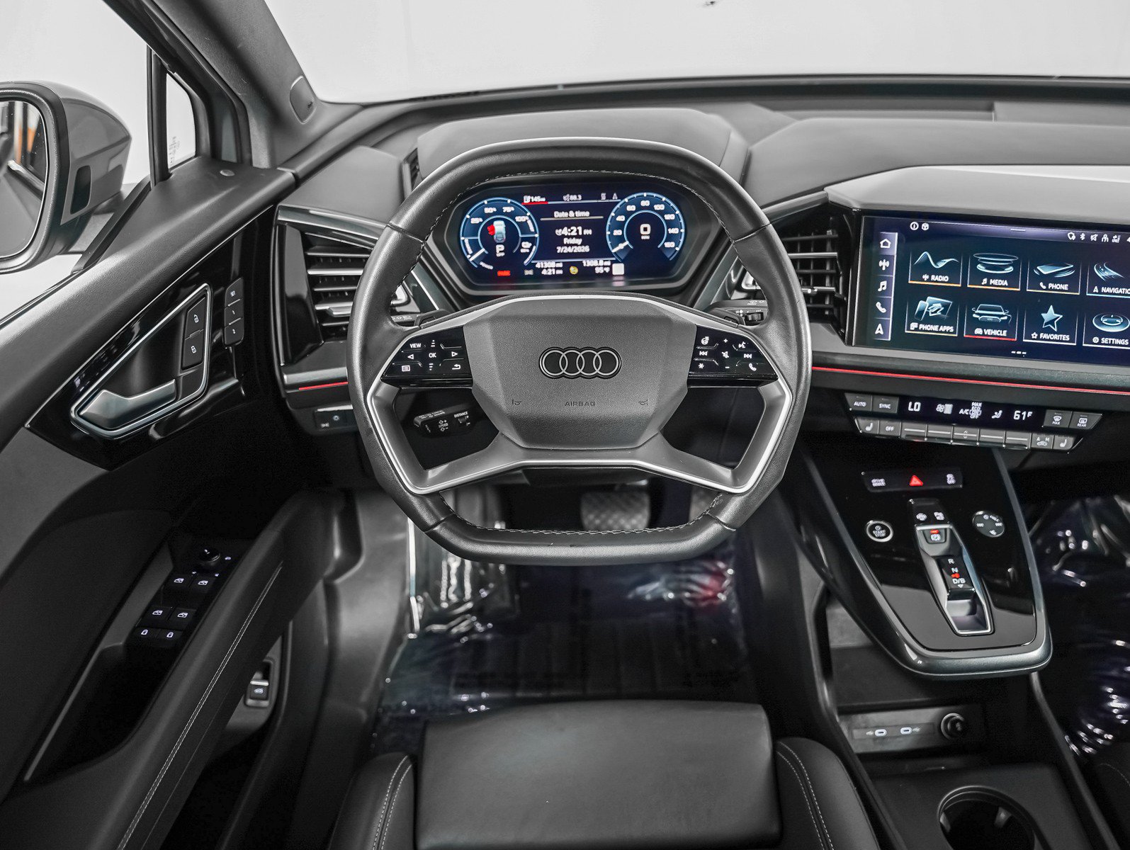 Used 2023 Audi Q4 e-tron Premium Plus w/ Premium Plus AWD/4WD image 11