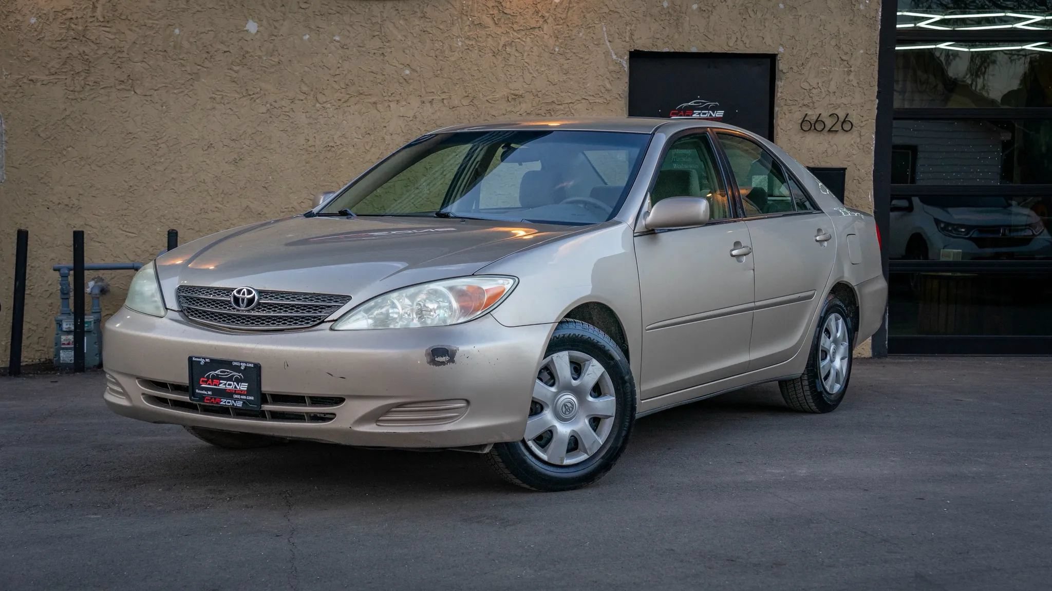 Used 2004 Toyota Camry LE w/ Fleet Convenience Pkg FWD image 12