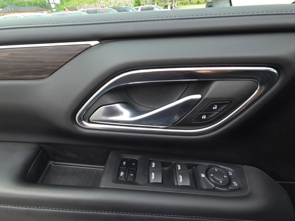 Used 2023 Chevrolet Tahoe Z71 AWD/4WD image 13
