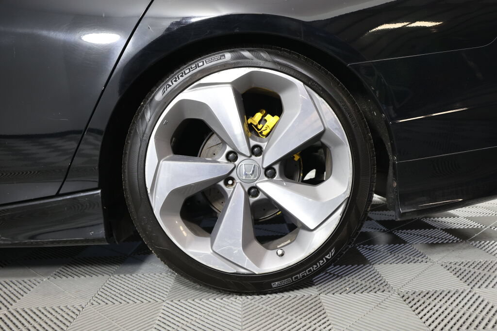 Used 2019 Honda Accord Sport image 8