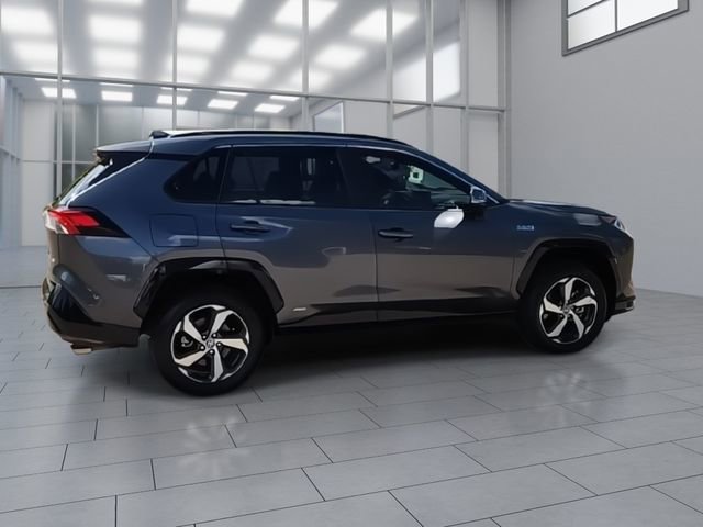 Used 2021 Toyota RAV4 SE image 9