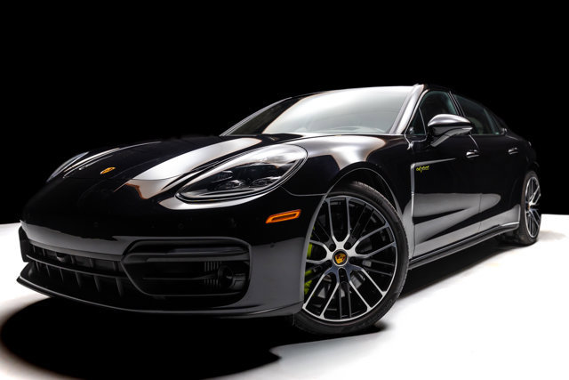 Used 2023 Porsche Panamera 4S Executive image 26