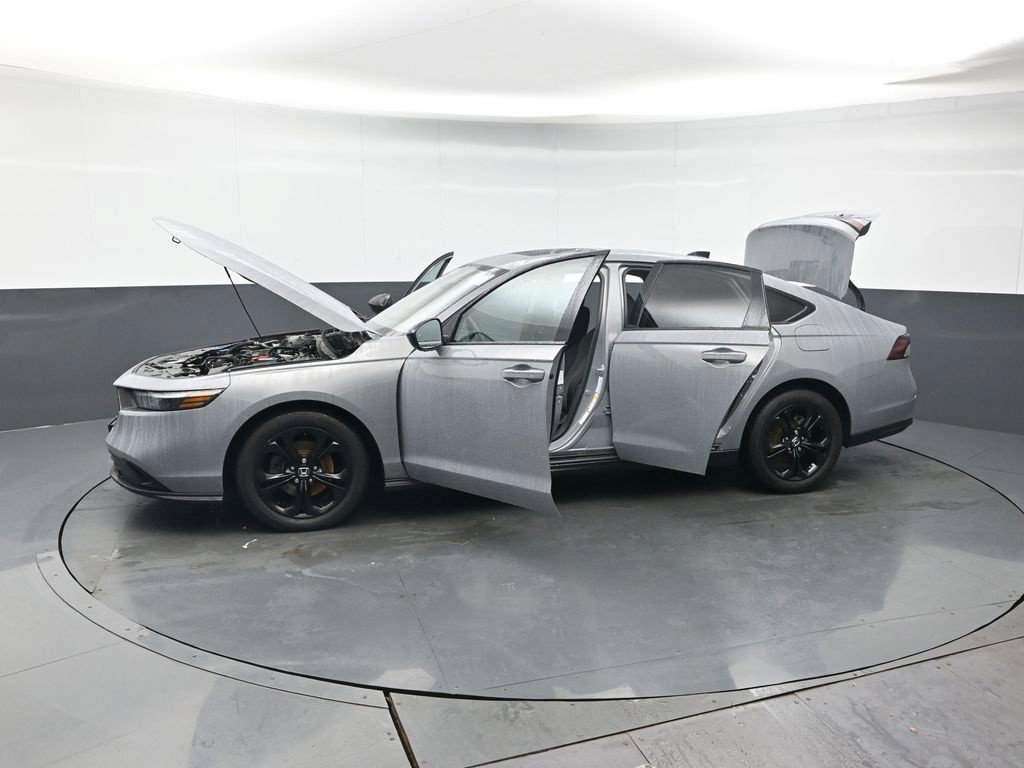 Used 2025 Honda Accord SE image 44