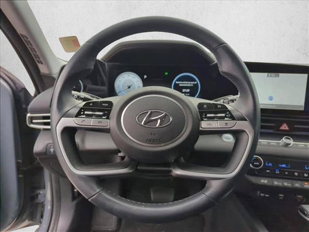 Used 2023 Hyundai Elantra Limited FWD image 9