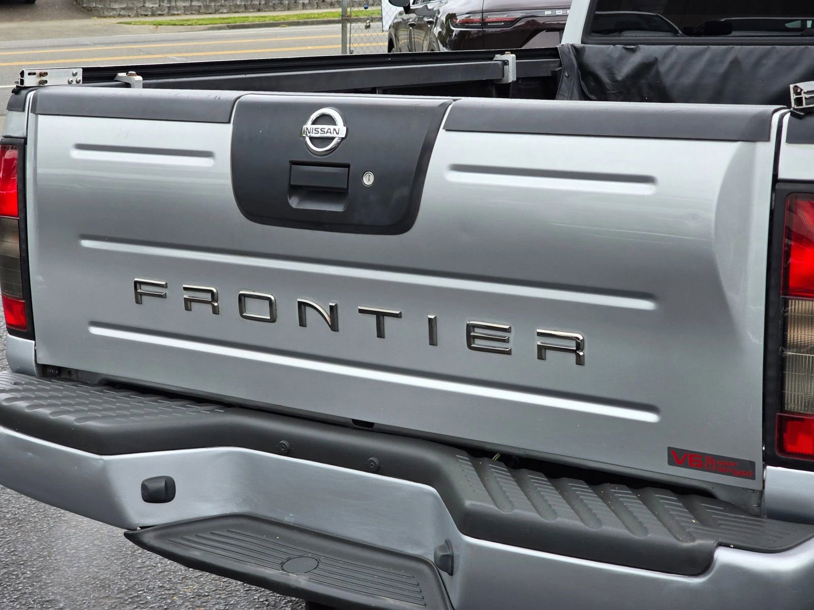 Used 2004 Nissan Frontier S/C AWD/4WD image 14