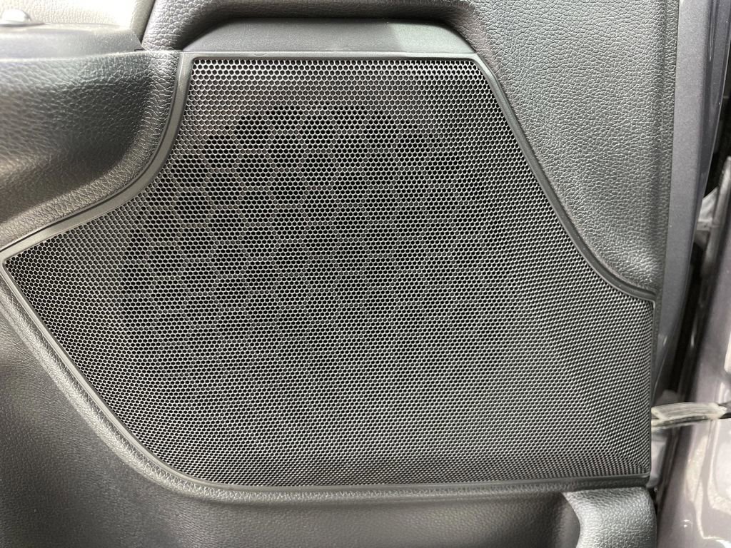 Used 2020 Honda CR-V Touring image 16