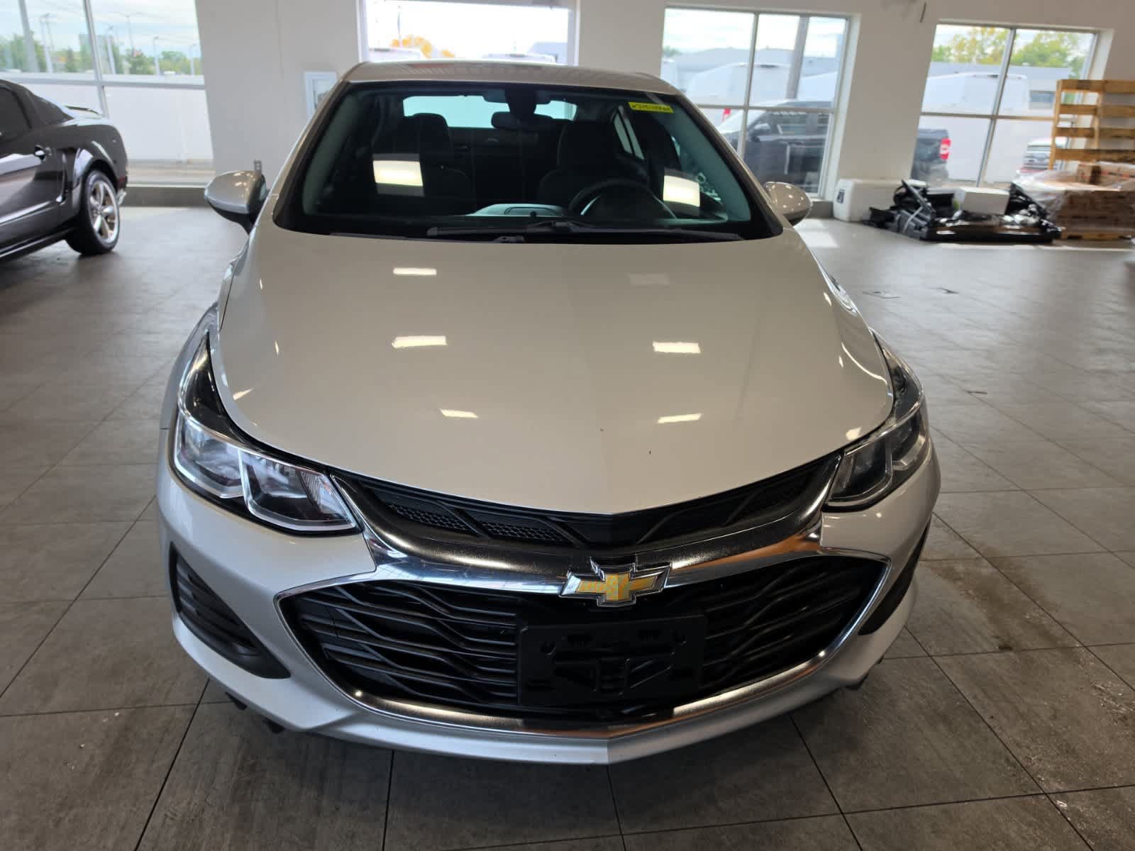 Used 2019 Chevrolet Cruze LS w/ LS Convenience Package FWD image 5