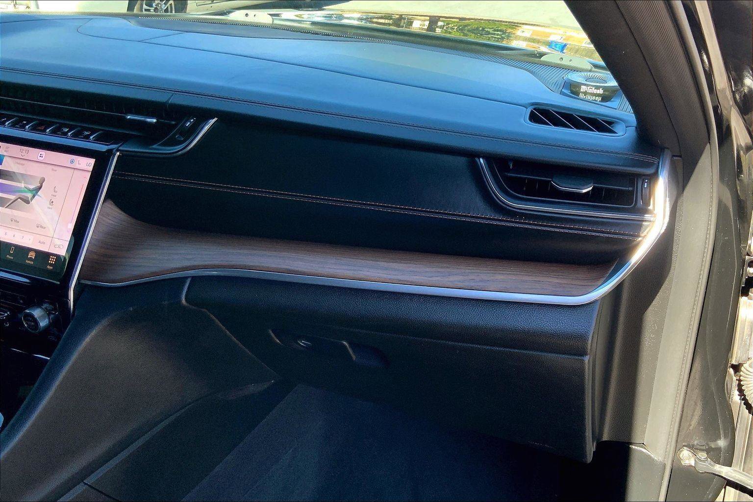 Certified 2021 Jeep Grand Cherokee L Summit w/ Advanced Protech Group IV image 16