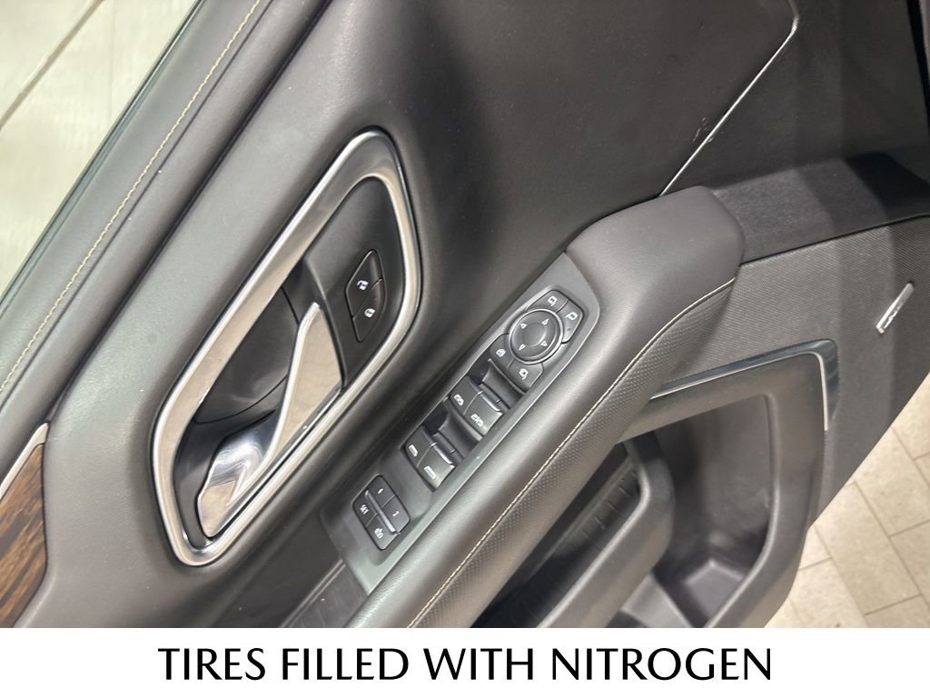 Used 2021 Chevrolet Suburban Premier image 24