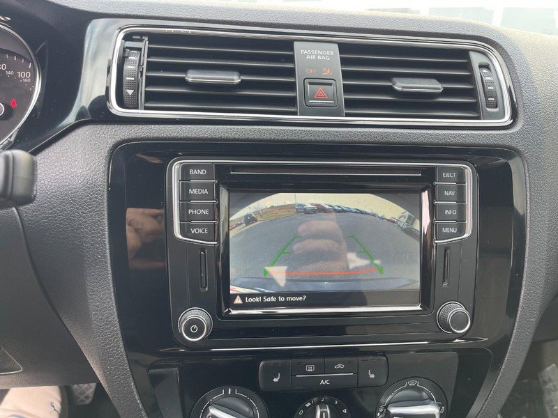 Used 2016 Volkswagen Jetta Sport image 29