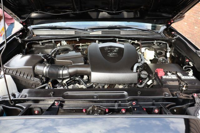 Used 2023 Toyota Tacoma SR image 45