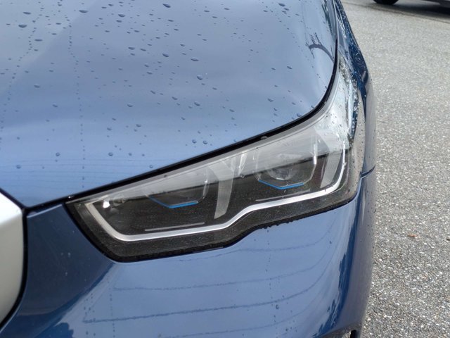 Used 2024 BMW i5 eDrive40i w/ Premium Package RWD image 10
