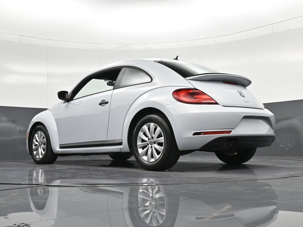 Used 2017 Volkswagen Beetle 1.8T S FWD image 16