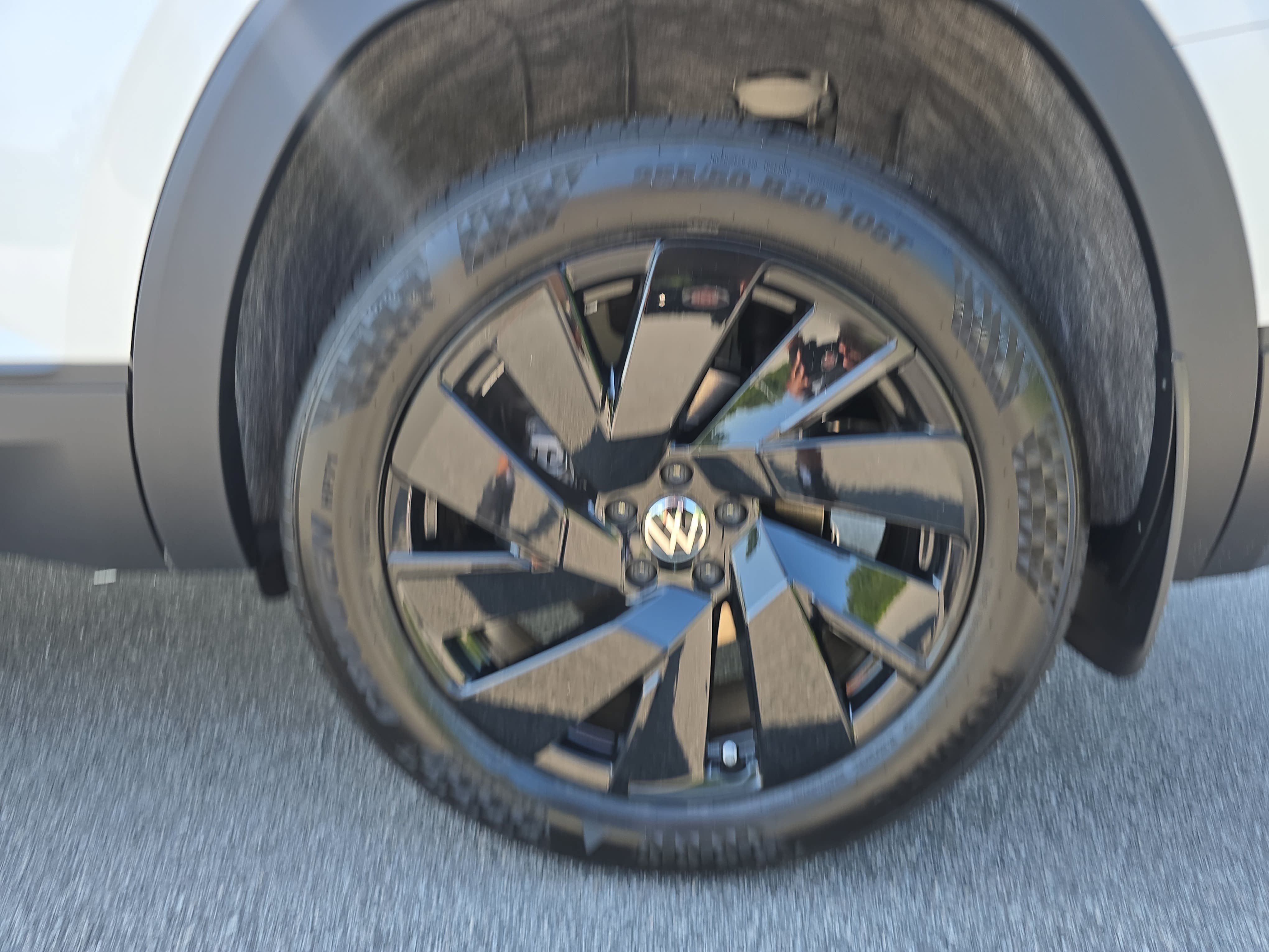 New 2026 Volkswagen Atlas SE FWD image 32
